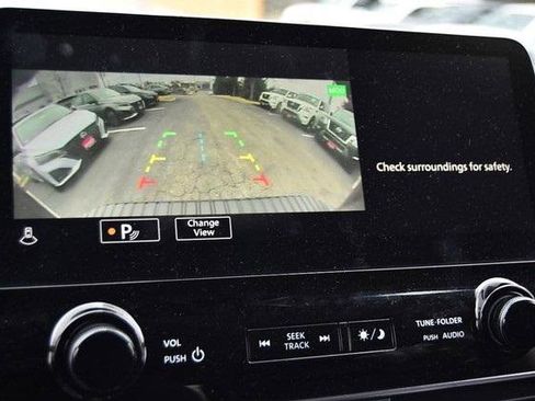 Used 2021 Nissan Armada Platinum image 16