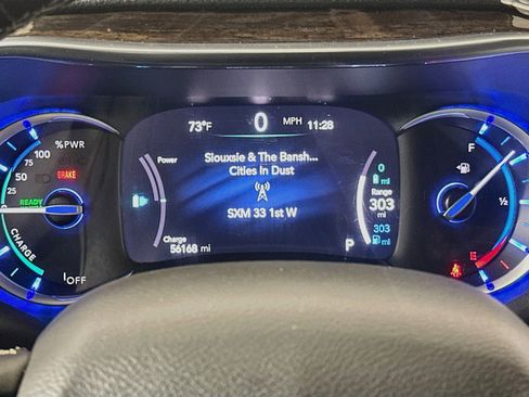 Used 2023 Chrysler Pacifica Limited FWD image 19