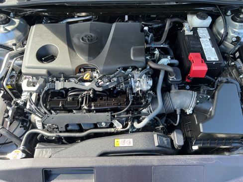 Used 2023 Toyota Camry LE w/ Protection Package (Q2) (TMS) FWD image 30