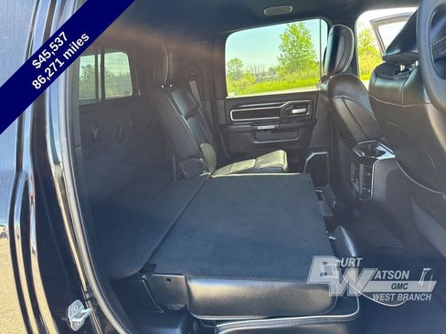 Used 2019 RAM 2500 Laramie w/ Black Appearance Package AWD/4WD image 43