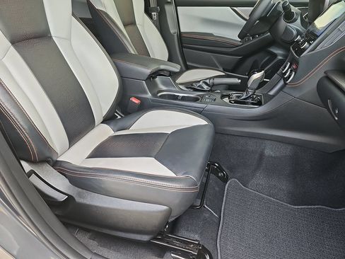 Certified 2021 Subaru Crosstrek 2.5i Limited w/ Moonroof Package 2 AWD/4WD image 13
