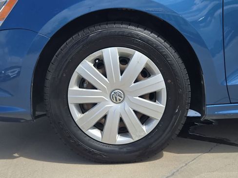 Used 2016 Volkswagen Jetta S FWD image 12