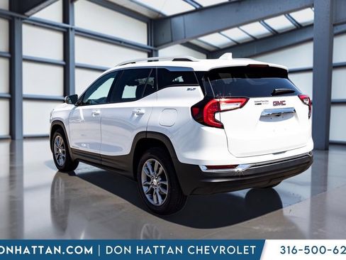 Used 2022 GMC Terrain SLT AWD/4WD image 22