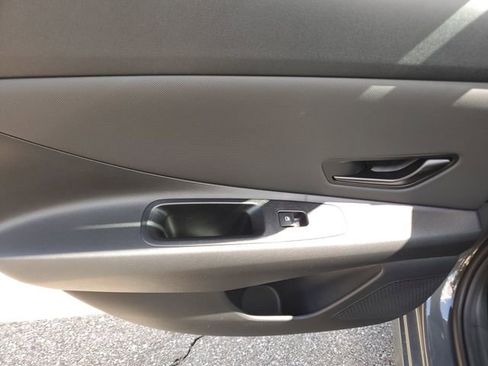 New 2026 Hyundai Elantra SEL Sport Premium FWD image 15