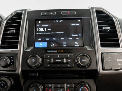 Used 2017 Ford F150 XLT w/ Equipment Group 302A Luxury image 24