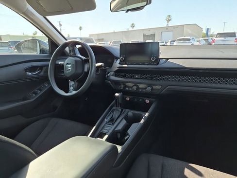 Used 2024 Honda Accord LX image 10