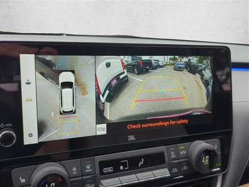 Certified 2025 Toyota Grand Highlander AWD Hybrid image 19