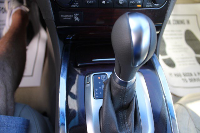 Used 2011 INFINITI G37 Convertible w/ Premium Pkg RWD image 28