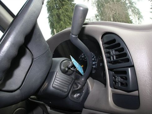 Used 1998 Chevrolet Astro LS RWD image 8