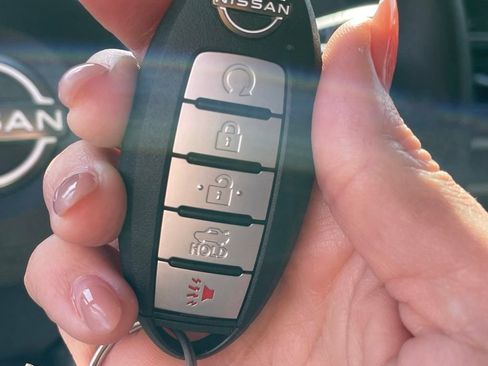 Certified 2023 Nissan Altima 2.5 SR FWD image 18