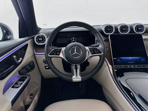 Used 2026 Mercedes-Benz GLC 300 image 25