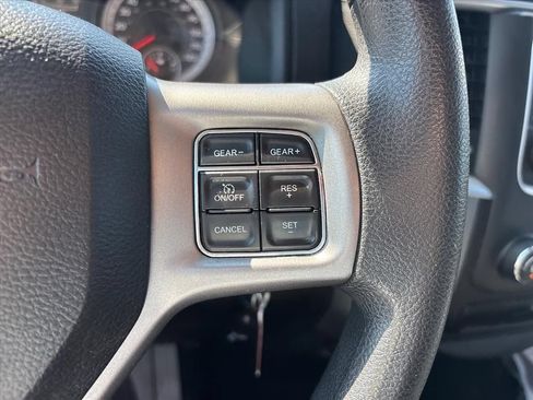 Used 2023 RAM 1500 Classic SLT AWD/4WD image 29