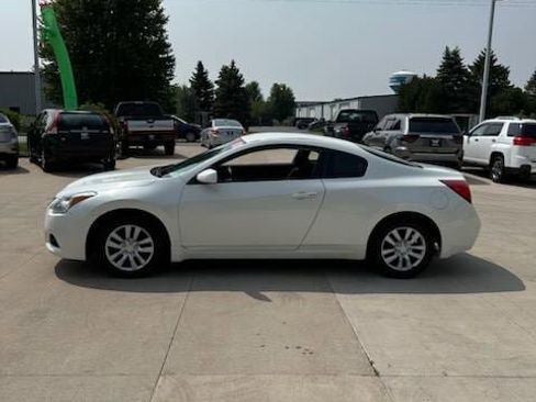 Used 2013 Nissan Altima 2.5 S FWD image 4