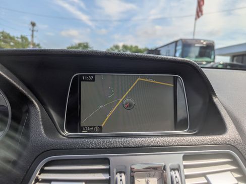 Used 2016 Mercedes-Benz E 400 4MATIC Coupe image 24