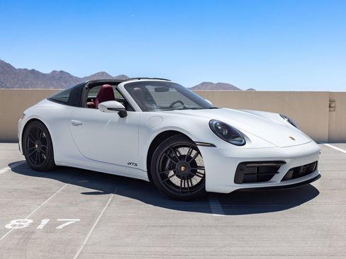 Used 2024 Porsche 911 Targa 4 GTS AWD/4WD image 5
