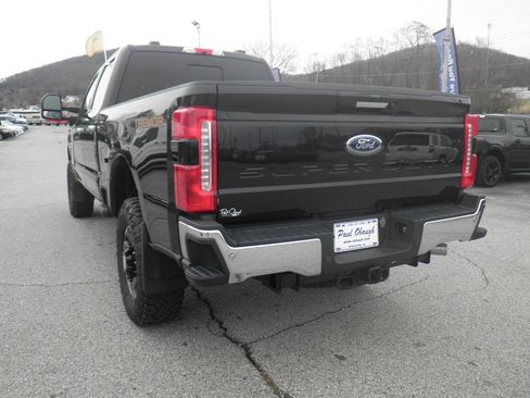 Used 2023 Ford F350 Lariat w/ Lariat Ultimate Package image 5