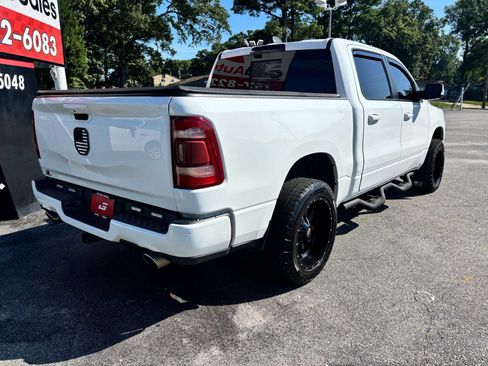 Used 2019 RAM 1500 Big Horn AWD/4WD image 3