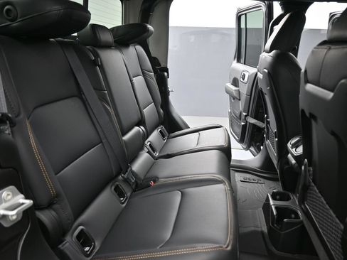 New 2026 Jeep Gladiator Mojave AWD/4WD image 14