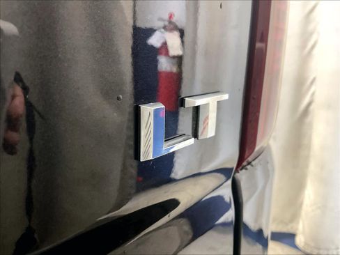 Used 2023 Chevrolet Silverado 1500 LT image 28