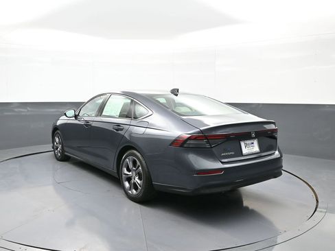 Certified 2023 Honda Accord EX image 8