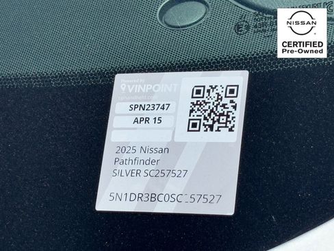 Certified 2025 Nissan Pathfinder SV AWD/4WD image 28
