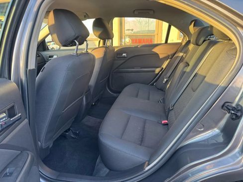 Used 2012 Ford Fusion SE FWD image 9