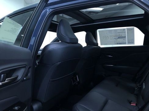 New 2025 Toyota Crown Signia image 11