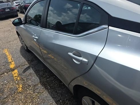 Used 2023 Nissan Sentra S FWD image 2