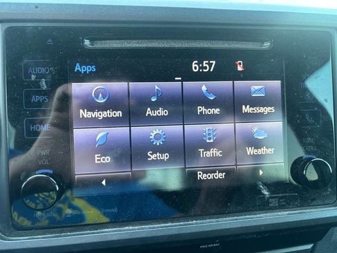 Used 2019 Toyota Tacoma TRD Off-Road image 12