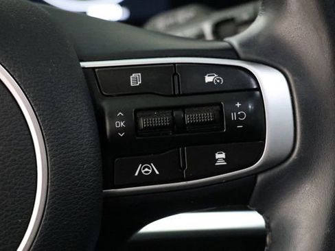 Used 2024 Kia Sportage SX image 22