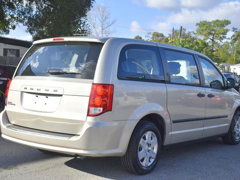 Used 2013 Dodge Grand Caravan American Value Package image 7