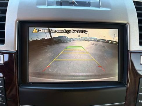 Used 2012 Cadillac Escalade Luxury image 23