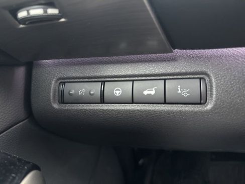 Certified 2025 Nissan Pathfinder Platinum w/ Cargo Package image 11