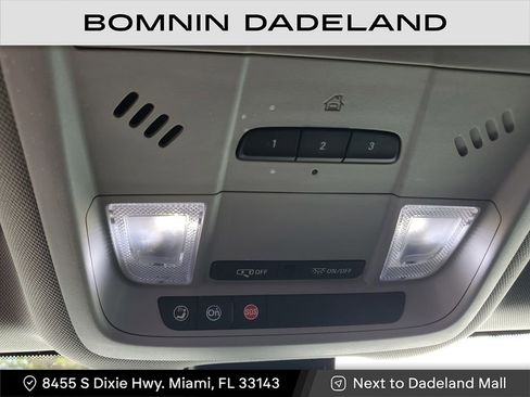 Used 2020 Chevrolet Equinox LT image 13