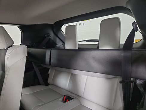 New 2026 Mitsubishi Outlander SE image 12