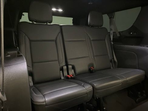 Used 2023 GMC Yukon XL Denali image 74