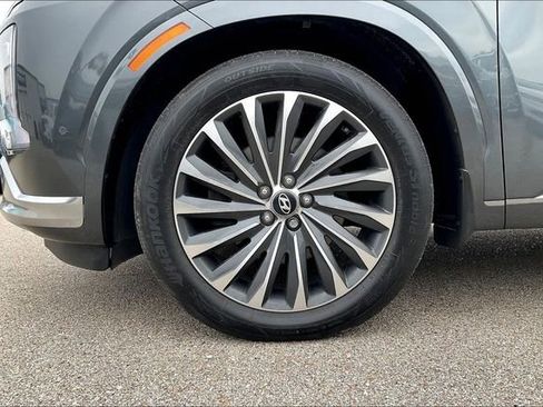 Used 2023 Hyundai Palisade Calligraphy w/ Cargo Package image 4