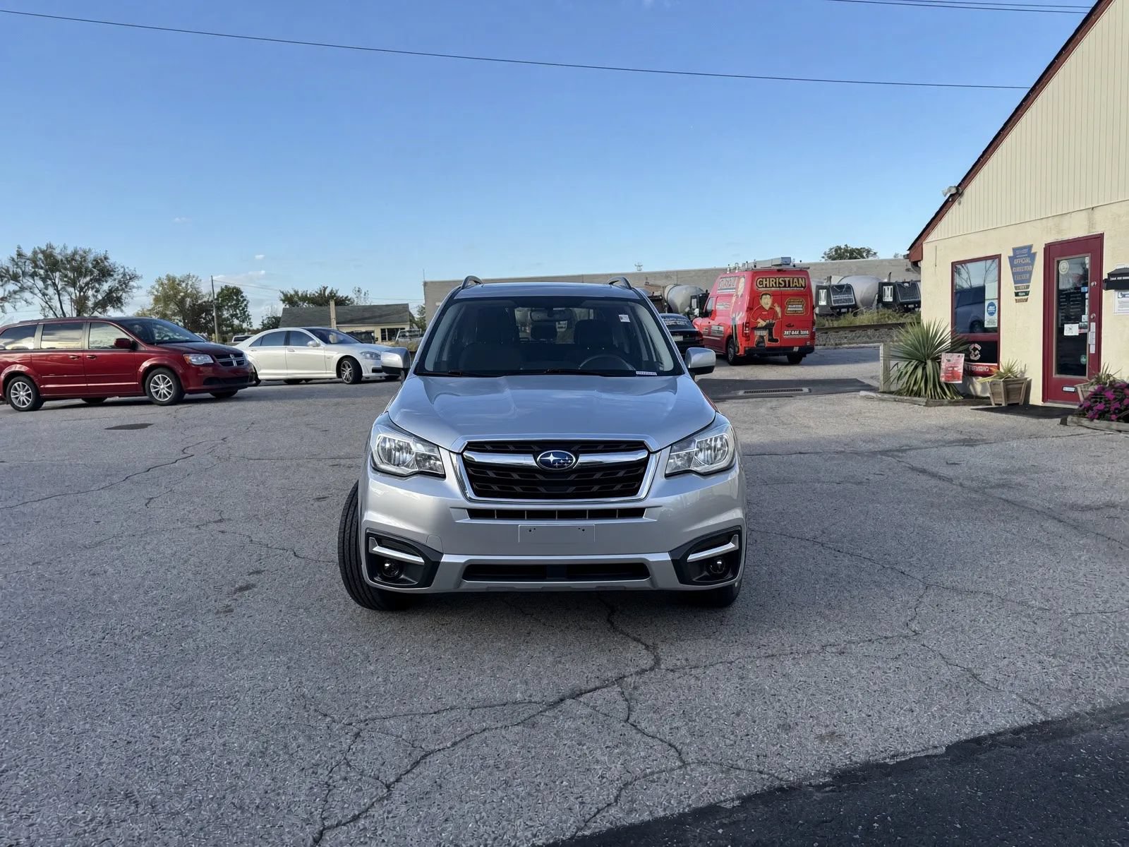 Used 2017 Subaru Forester 2.5i Premium w/ Popular Package #2A AWD/4WD image 2