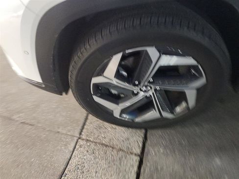 Used 2022 Hyundai Tucson Limited image 18