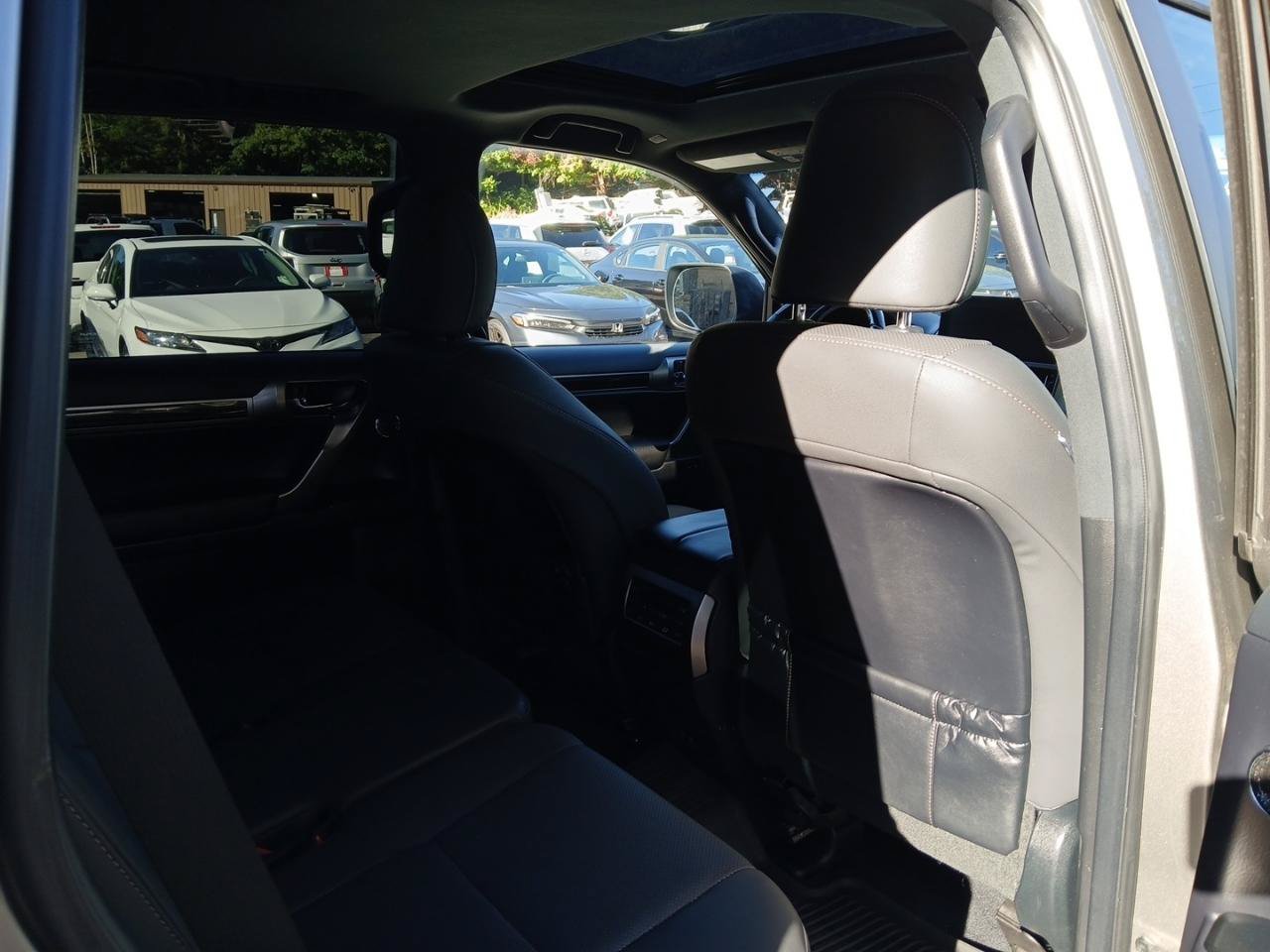Used 2023 Lexus GX 460 Premium w/ Premium Plus Package AWD/4WD image 16