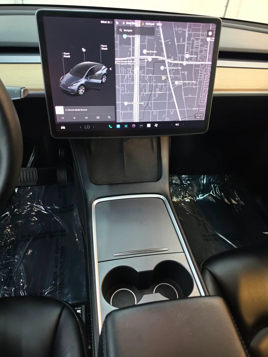 Used 2021 Tesla Model Y Long Range AWD/4WD image 14