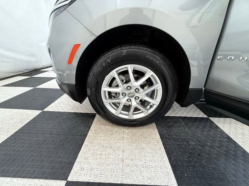 Used 2024 Chevrolet Equinox LT image 11