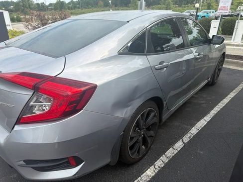Used 2019 Honda Civic Sport image 4
