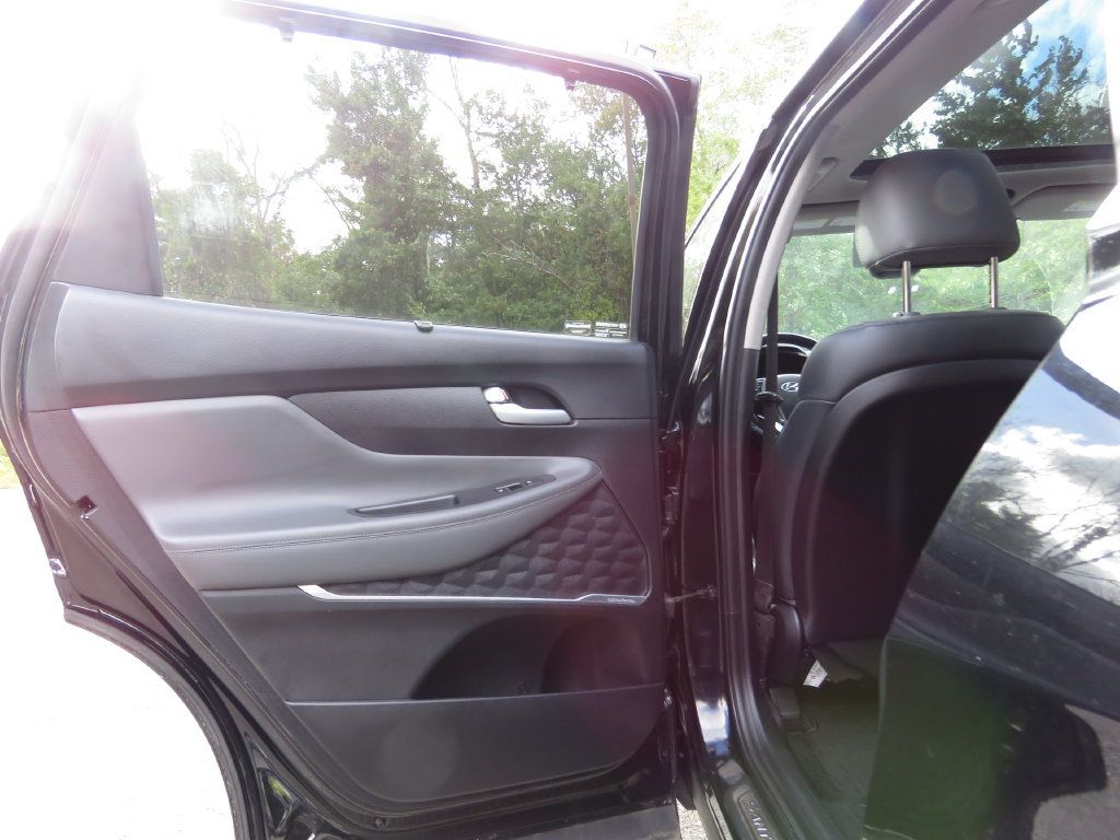 Used 2021 Hyundai Santa Fe Limited AWD/4WD image 19