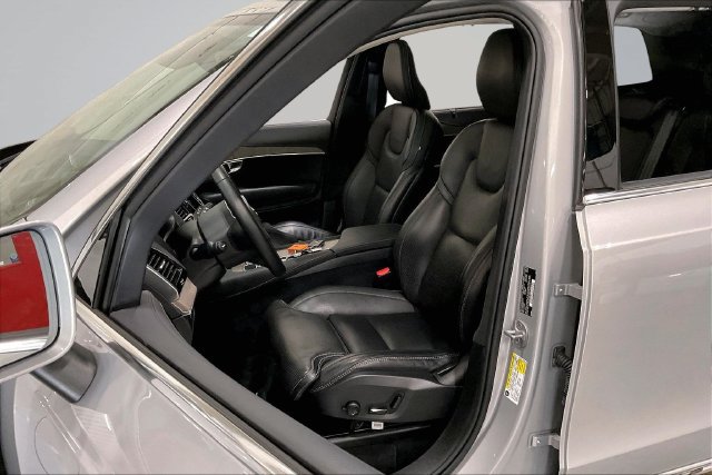 Certified 2024 Volvo XC90 T8 Ultimate w/ Lounge Package AWD/4WD image 28