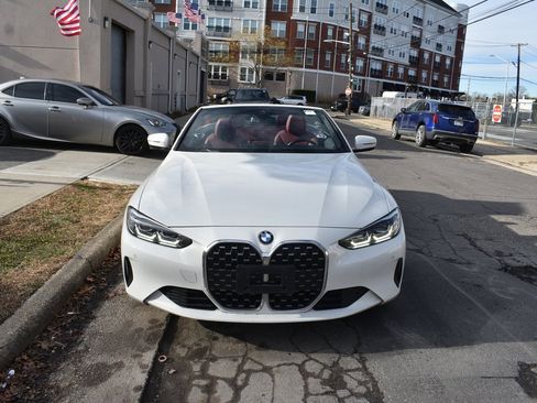 Used 2024 BMW 430i Convertible w/ Convenience Package image 3