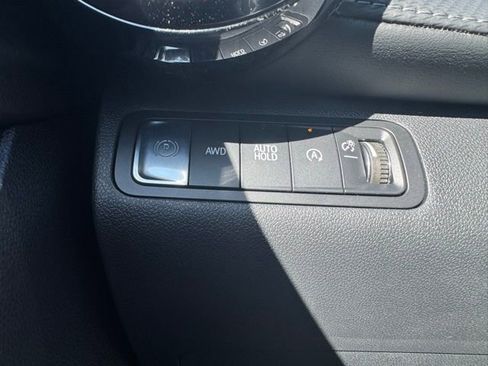 New 2026 Chevrolet Equinox LT AWD/4WD image 34