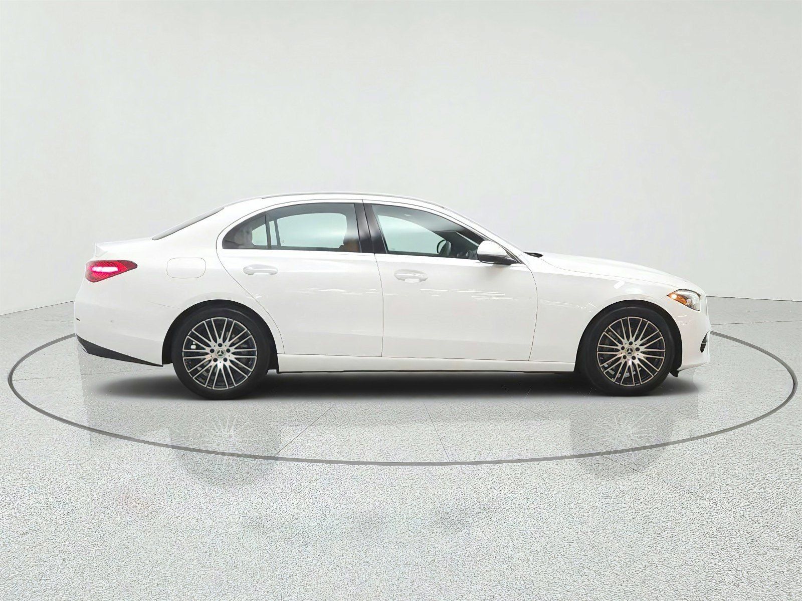 Used 2026 Mercedes-Benz C 300 Sedan image 4