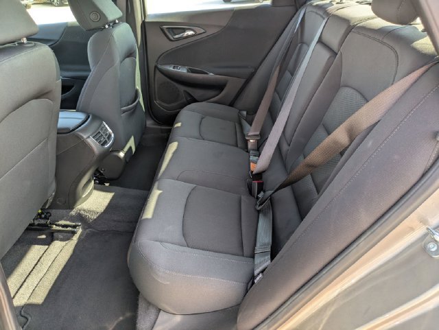 Used 2025 Chevrolet Malibu LT FWD image 22