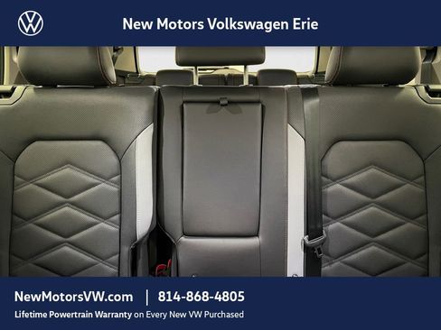 New 2026 Volkswagen Atlas Peak Edition AWD/4WD image 13